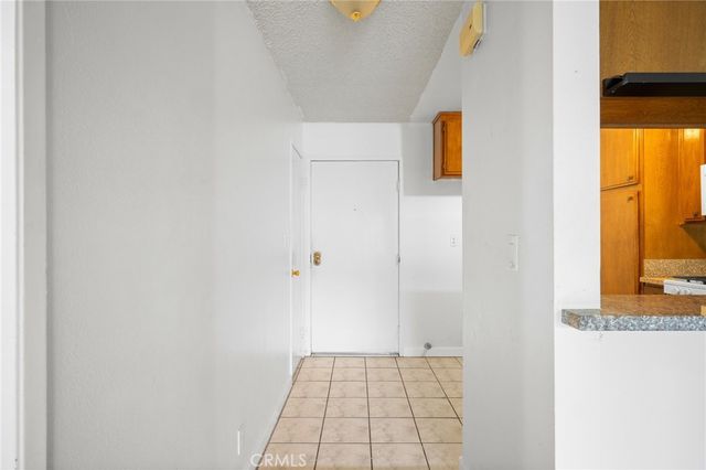 10149 Commerce Avenue 25, Tujunga, CA 91042