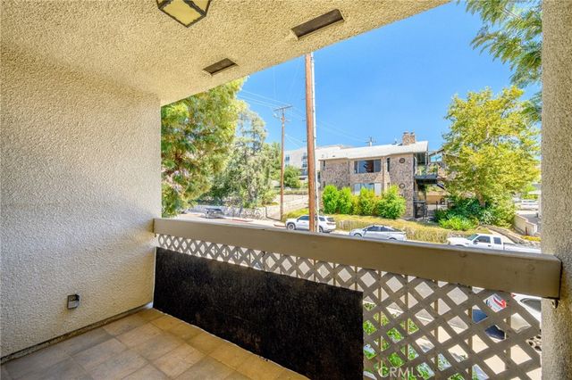 10149 Commerce Avenue 25, Tujunga, CA 91042