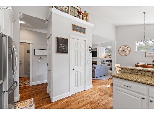 838 SUNRISE Dr, Stayton, OR 97383