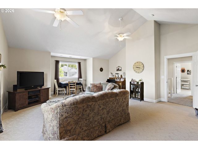 838 SUNRISE Dr, Stayton, OR 97383