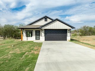 702 S Ivy Street, Hillsboro, TX 76645