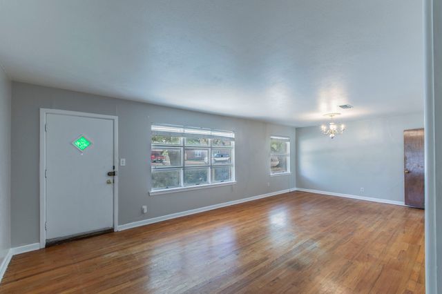 4305 Cummings Drive, North Richland Hills, TX 76180