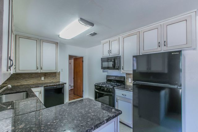 4305 Cummings Drive, North Richland Hills, TX 76180