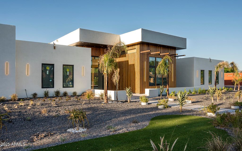 6026 E PERSHING Avenue, Scottsdale, AZ 85254 — photo 3
