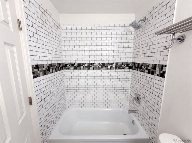 885 W 7th Avenue Drive, Broomfield, CO 80020