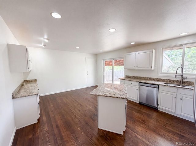 885 W 7th Avenue Drive, Broomfield, CO 80020