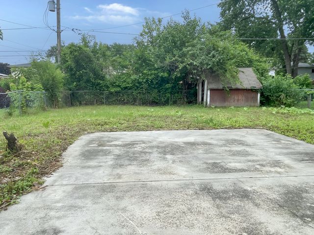 15229 Dante Avenue, Dolton, IL 60419