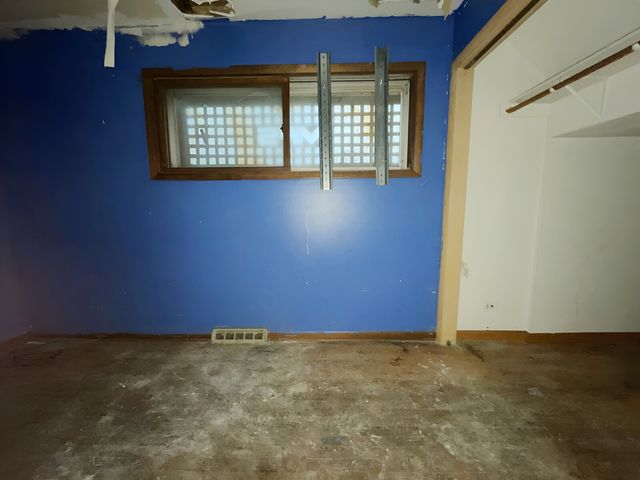 15229 Dante Avenue, Dolton, IL 60419