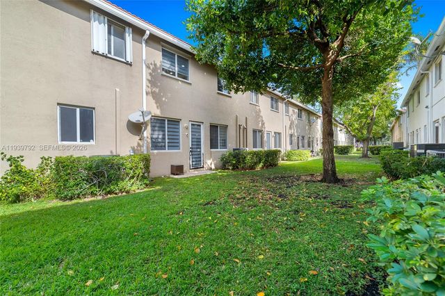 21105 NW 14th Pl, Miami Gardens, FL 33169