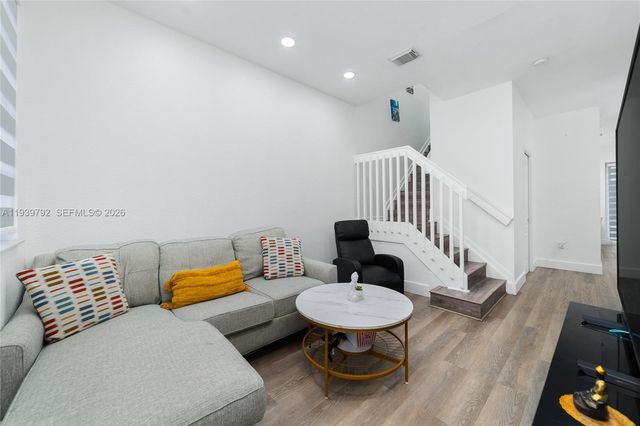 21105 NW 14th Pl, Miami Gardens, FL 33169