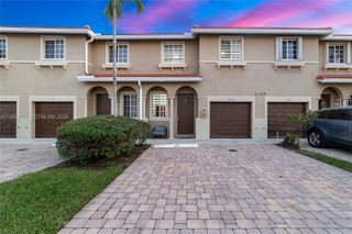 21105 NW 14th Pl, Miami Gardens, FL 33169