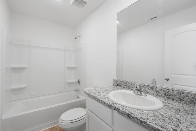 15239 Telfaire Meadow, Von Ormy, TX 78073