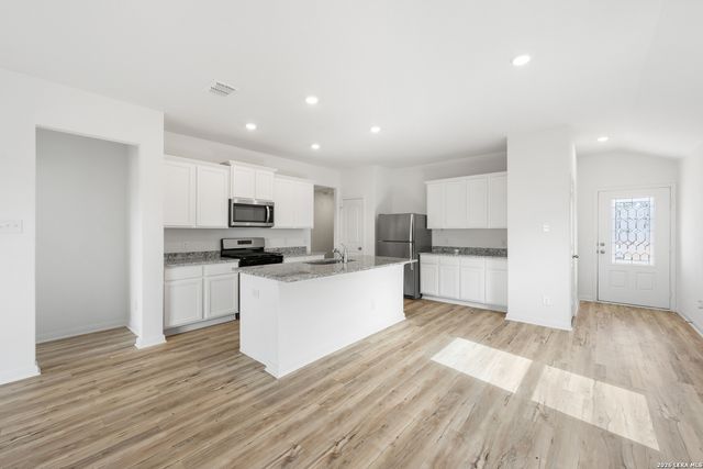 15239 Telfaire Meadow, Von Ormy, TX 78073