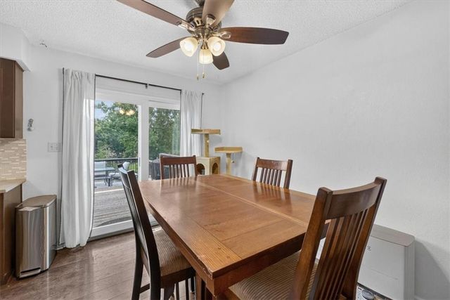 1407 N Hanover Avenue, Independence, MO 64056