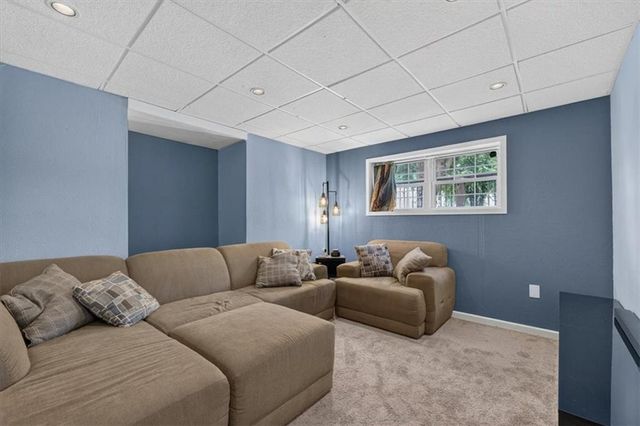 1407 N Hanover Avenue, Independence, MO 64056