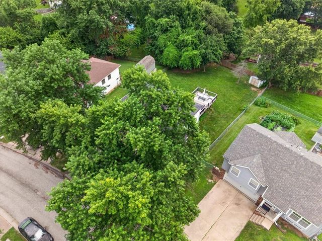 1407 N Hanover Avenue, Independence, MO 64056
