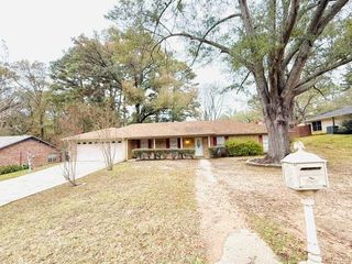 617 Ruthlynn, Longview, TX 75601