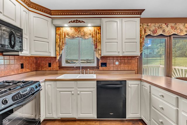 718 Highwood Avenue, Greencastle, IN 46135