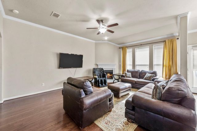 11620 Beach Street, Frisco, TX 75036