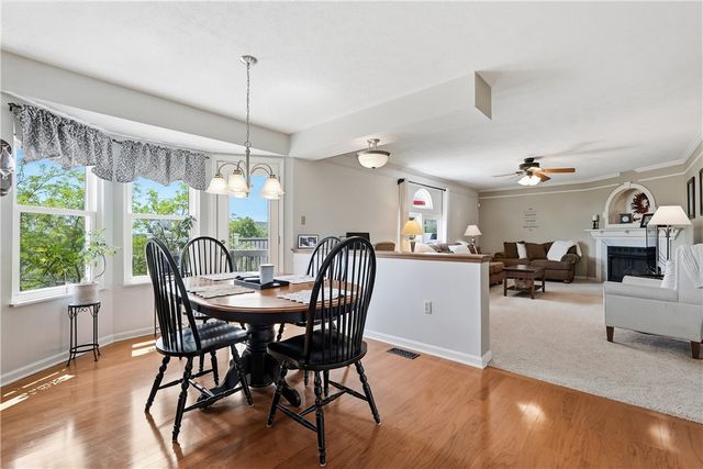 177 Markwood Dr, Cecil, PA 15317