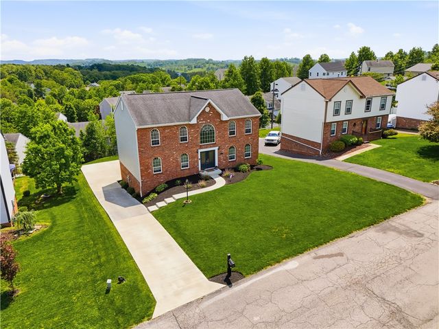 177 Markwood Dr, Cecil, PA 15317