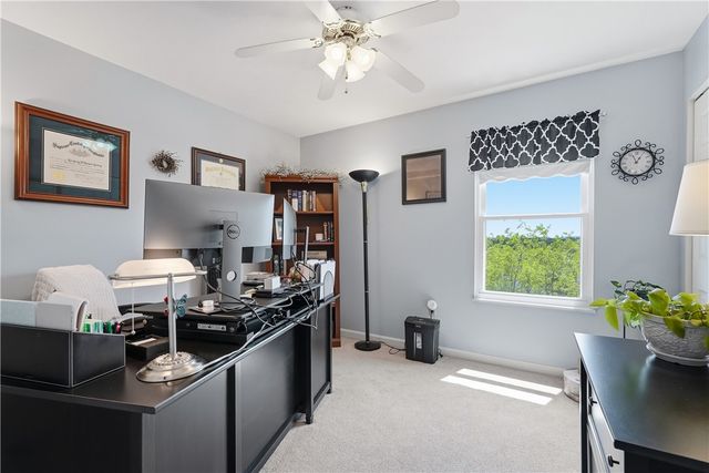 177 Markwood Dr, Cecil, PA 15317