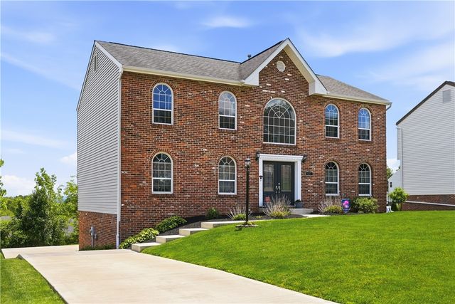 177 Markwood Dr, Cecil, PA 15317