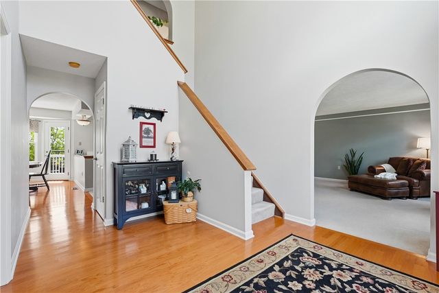 177 Markwood Dr, Cecil, PA 15317