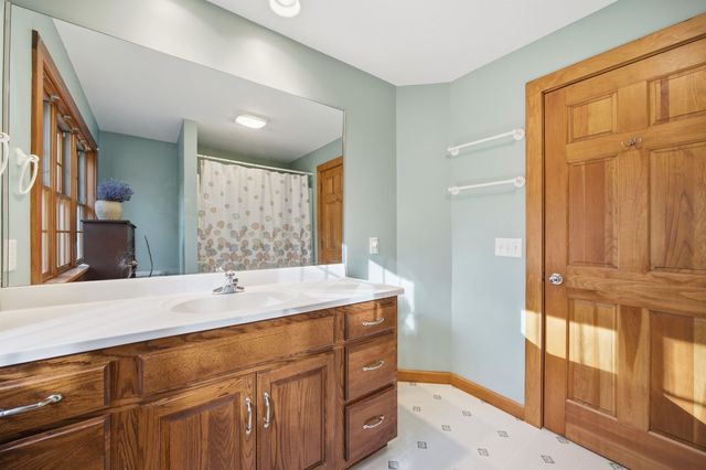 155 Wilder Lane, New London, NH 03257