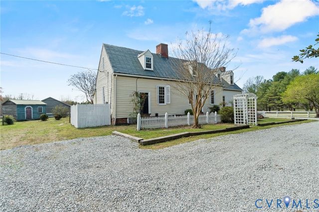 8391 Beatties Mill Rd, Mechanicsville, VA 23111