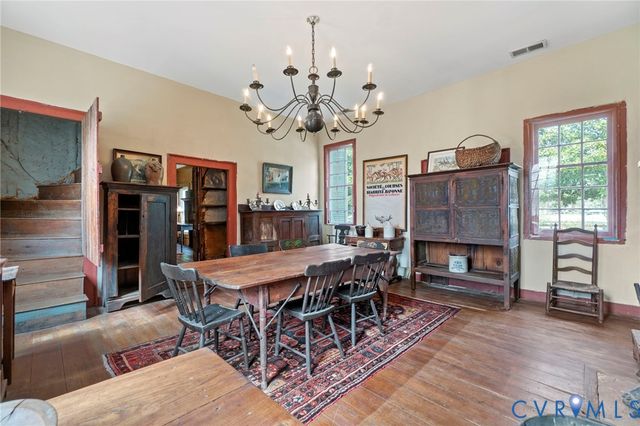 8391 Beatties Mill Rd, Mechanicsville, VA 23111