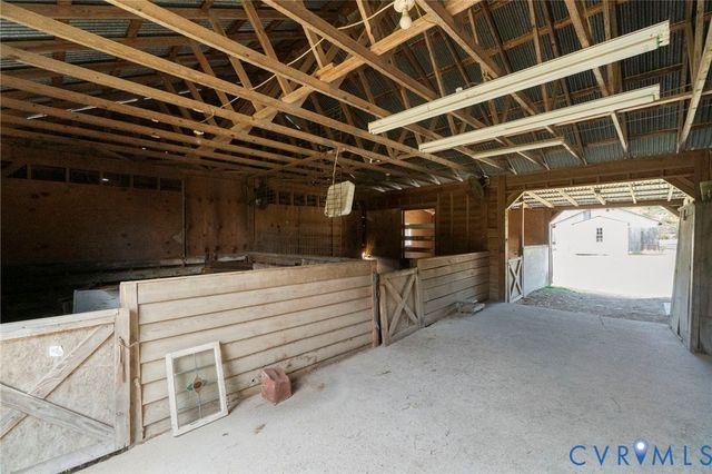 8391 Beatties Mill Rd, Mechanicsville, VA 23111