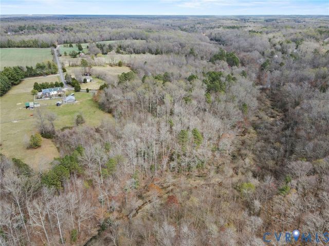 8391 Beatties Mill Rd, Mechanicsville, VA 23111