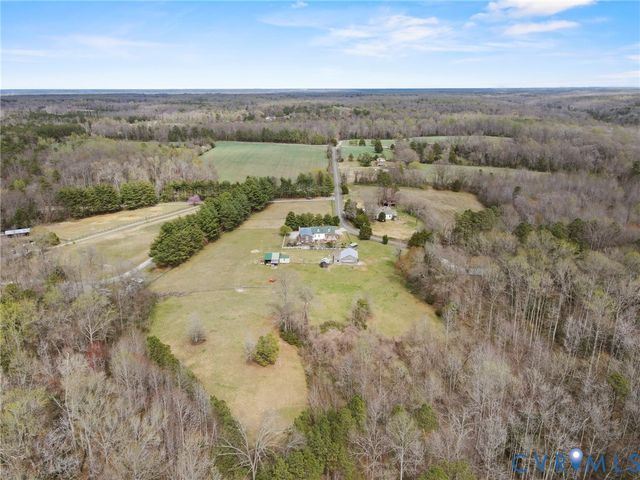 8391 Beatties Mill Rd, Mechanicsville, VA 23111