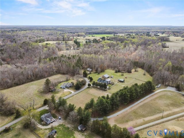 8391 Beatties Mill Rd, Mechanicsville, VA 23111
