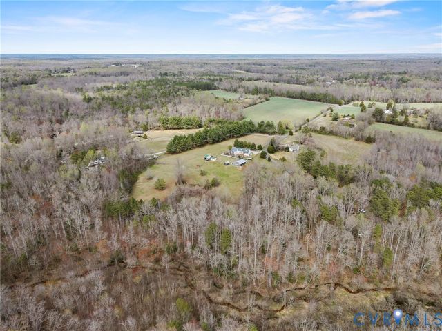 8391 Beatties Mill Rd, Mechanicsville, VA 23111