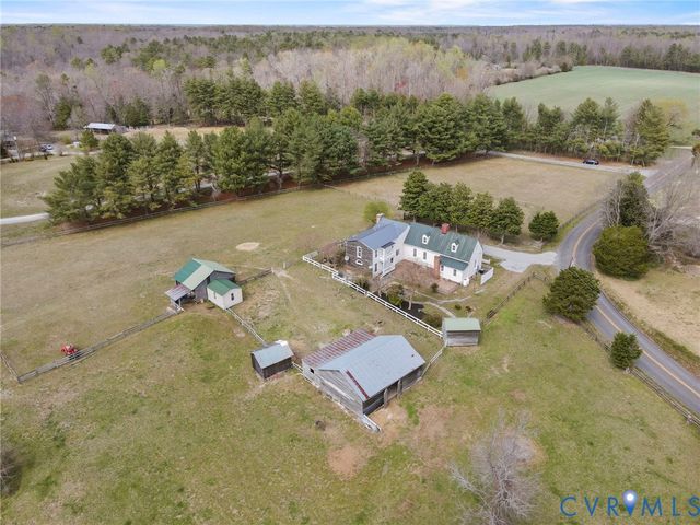 8391 Beatties Mill Rd, Mechanicsville, VA 23111