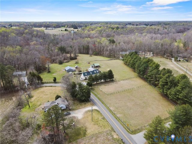 8391 Beatties Mill Rd, Mechanicsville, VA 23111