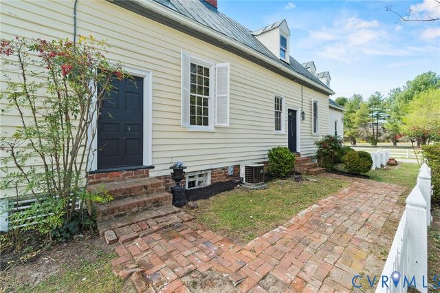 8391 Beatties Mill Rd, Mechanicsville, VA 23111