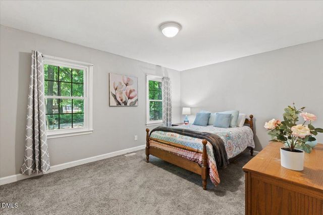 320 Holland Glen Street, Fuquay Varina, NC 27526