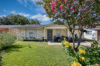 5118 WAR CLOUD DR, San Antonio, TX 78242