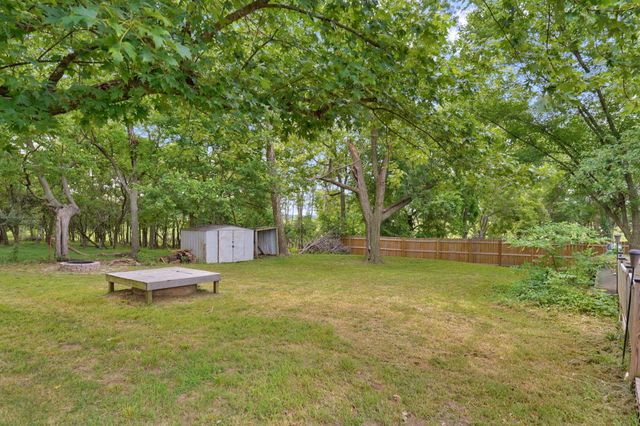 6472 N Farm Road 91, Willard, MO 65781