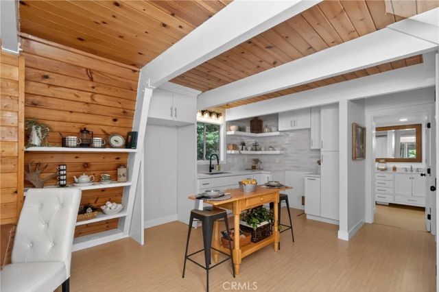 26980 Everest, Lake Arrowhead, CA 92317