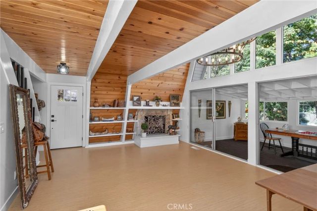 26980 Everest, Lake Arrowhead, CA 92317