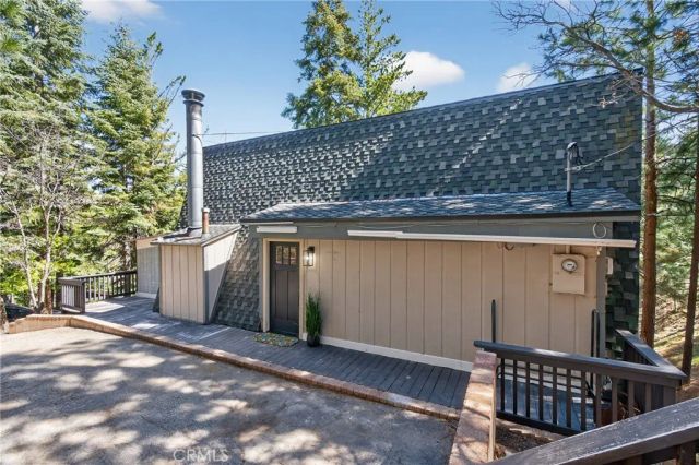 26980 Everest, Lake Arrowhead, CA 92317