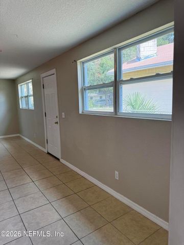 3923 HARBOR VIEW Drive, Jacksonville, FL 32208