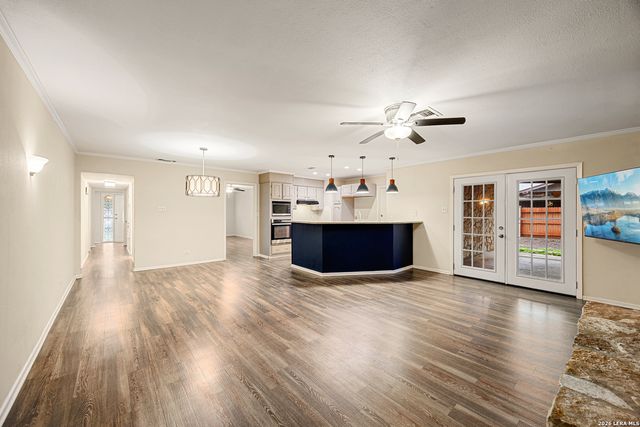 6231 Farragut Dr, San Antonio, TX 78238