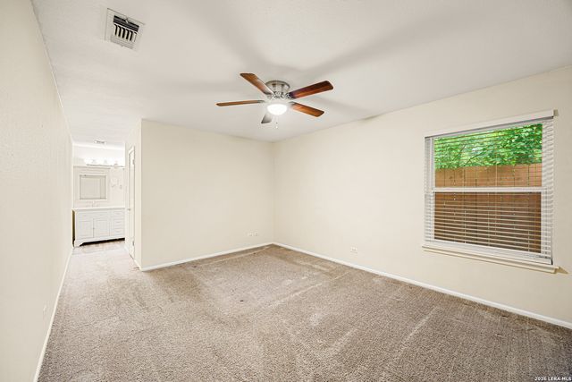 6231 Farragut Dr, San Antonio, TX 78238