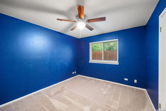 6231 Farragut Dr, San Antonio, TX 78238