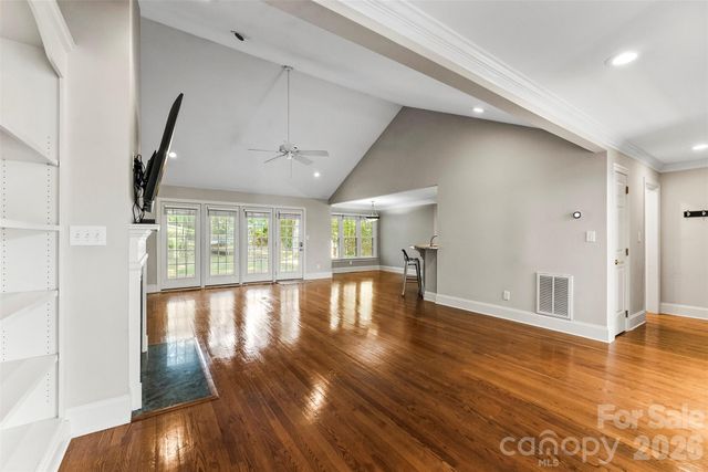 1032 Dan Maples Drive, Cramerton, NC 28032